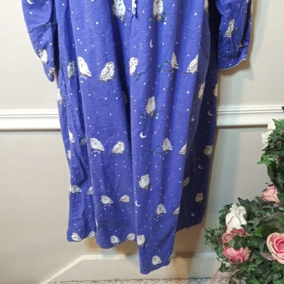 Lanz of Salzburg Harry Potter Style White Owl Patterned Purple Flannel Nightgown - Picture 3 of 12